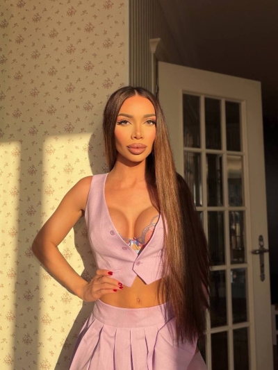 Транссексуалка Дарина